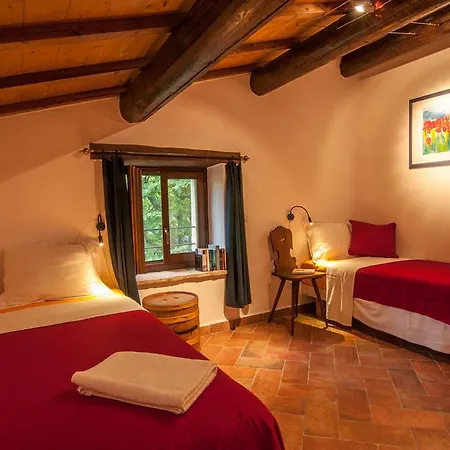 Lägenhet Leonori Treia