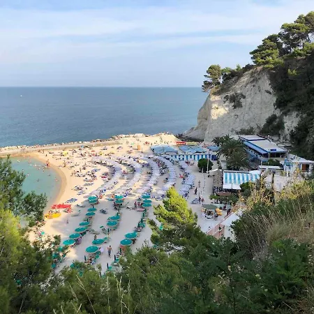Case Leonori * Treia