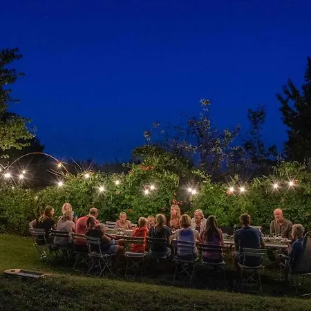 Leonori Apartament Treia