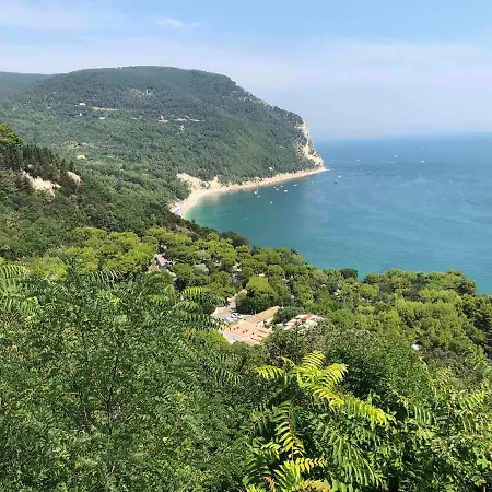 Case Leonori * Treia