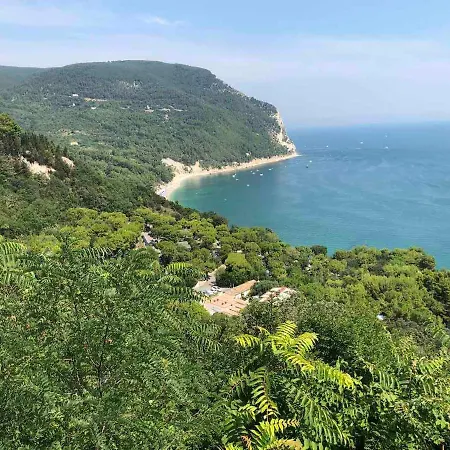 Leonori * Treia